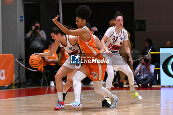 2024-05-21 - Images of the Famila Wuber Schio vs Umana Reyer Venezia match at Palaromare-Schio on May 21, 2024, during the BASKET - LBF Italian Serie A1 (game 3) - PLAYOFF - FAMILA WEBER SCHIO VS UMANA REYER VENEZIA - ITALIAN SERIE A1 WOMEN - BASKETBALL