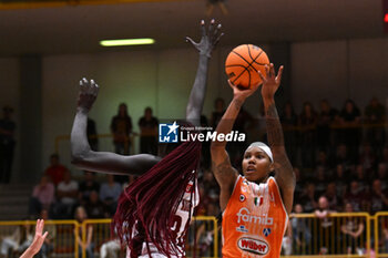 2024-05-21 - Images of the Famila Wuber Schio vs Umana Reyer Venezia match at Palaromare-Schio on May 21, 2024, during the BASKET - LBF Italian Serie A1 (game 3) - PLAYOFF - FAMILA WEBER SCHIO VS UMANA REYER VENEZIA - ITALIAN SERIE A1 WOMEN - BASKETBALL