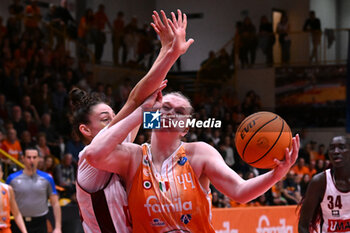 2024-05-21 - Images of the Famila Wuber Schio vs Umana Reyer Venezia match at Palaromare-Schio on May 21, 2024, during the BASKET - LBF Italian Serie A1 (game 3) - PLAYOFF - FAMILA WEBER SCHIO VS UMANA REYER VENEZIA - ITALIAN SERIE A1 WOMEN - BASKETBALL