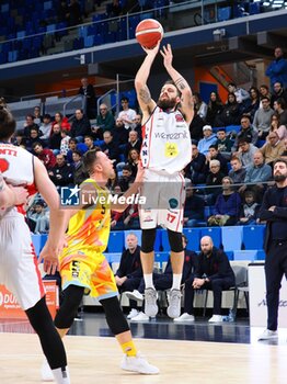 2024-01-06 - Davide Bonacini (Urania Basket Milano) & Giacomo Sanguinetti (Real Sebastian Rieti) - WEGREENIT URANIA MILANO VS REAL SEBASTIANI RIETI - ITALIAN SERIE A2 - BASKETBALL