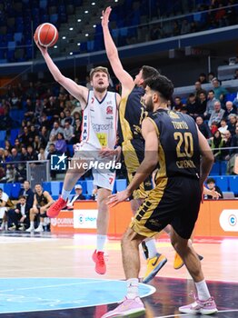 2024-01-13 - Ion Lupusor (Wegreenit Urania Basket Milano) - WEGREENIT URANIA MILANO VS FERRARONI JUVI CREMONA - ITALIAN SERIE A2 - BASKETBALL