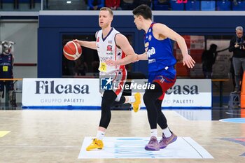 2024-02-04 - Andrea Amato (Wegreenit Urania Basket Milano) & Andrea Calzavara (Novipiu Monferrato Basket) - WEGREENIT URANIA MILANO VS NOVIPIù MONFERRATO BASKET - ITALIAN SERIE A2 - BASKETBALL