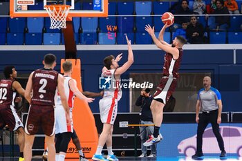2024-02-15 - Antonio Iannuzzi (HDL Nardo Basket) thwarted by Ion Lupusor (Wegreenit Urania Basket Milano) - WEGREENIT URANIA MILANO VS HDL NARDò BASKET - ITALIAN SERIE A2 - BASKETBALL