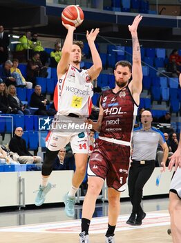 2024-02-15 - Matteo Montano (Urania Milano) & Lazar Nikolic (HDL Nardo Basket) - WEGREENIT URANIA MILANO VS HDL NARDò BASKET - ITALIAN SERIE A2 - BASKETBALL
