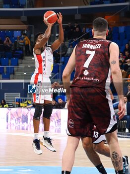 2024-02-15 - Gerard Beverly (Wegreenit Urania Basket Milano) - WEGREENIT URANIA MILANO VS HDL NARDò BASKET - ITALIAN SERIE A2 - BASKETBALL