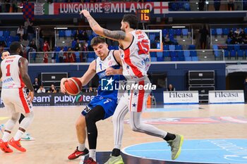 2024-03-02 - Grant Basile (Agribertocchi Orzinuovi Basket) & Aristide Landi (Wegreenit Urania Basket Milano) - WEGREENIT URANIA MILANO VS AGRIBERTOCCHI ORZINUOVI - ITALIAN SERIE A2 - BASKETBALL