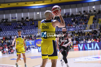 2024-03-03 - # 8 Matteo Schina (Reale Mutua Basket Torino) - REALE MUTUA TORINO VS SELLA CENTRO - ITALIAN SERIE A2 - BASKETBALL