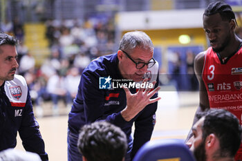 2024-04-08 - Sandro Dell’Angelo (head coach Riviera Banca Basket Rimini) - REALE MUTUA BASKET TORINO VS RIVIERABANCA BASKET RIMINI - ITALIAN SERIE A2 - BASKETBALL