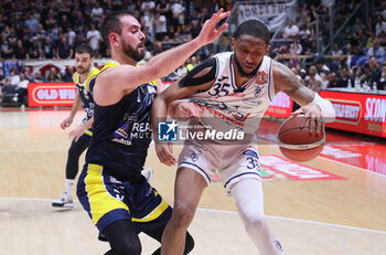 2024-04-14 - Mark Ogden (Fortitudo) in action thwarted by Luca Vencato (Torino) during the italian basketball LBN A2 series championship match Fortitudo Flats Services Bologna Vs Reale Mutua Torino - Bologna, Italy, April 14, 2024 at Paladozza sports hall - Photo: Michele Nucci - FORTITUDO BOLOGNA VS TORINO - ITALIAN SERIE A2 - BASKETBALL