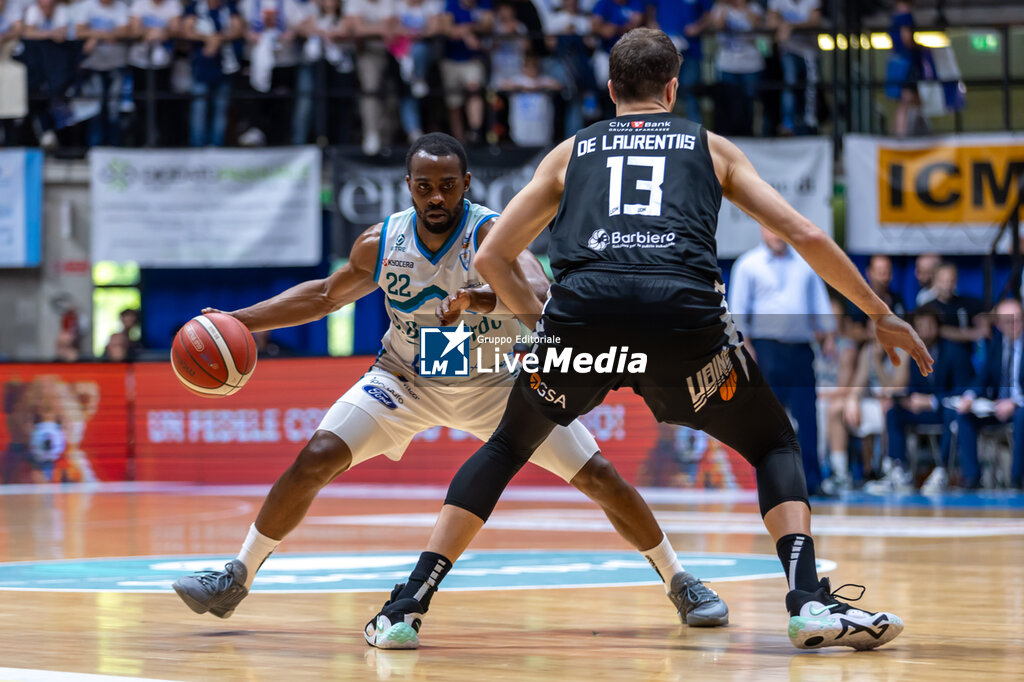 Acqua S.Bernardo Cantu vs Apu Old Wild West Udine - ITALIAN SERIE A2 - BASKETBALL