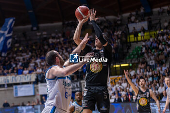 2024-05-21 - Alibegovic Mirza (APU Udine) during semifinal playoffs game2 of the italian A2 basketball championship between Acqua S. Bernardo Cantu vs Apu Old Wild West Udine at PalaFitLineDesio, Desio, Italy on Maj 21, 2024 - ACQUA S.BERNARDO CANTU VS APU OLD WILD WEST UDINE - ITALIAN SERIE A2 - BASKETBALL