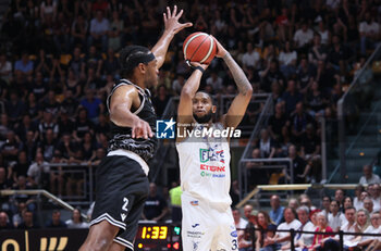 2024-06-09 - Mark Ogden (Fortitudo) during the italian basketball “Old Wild West” Lnp championship game 4 of the playoff finals between Fortitudo Flats Services Bologna and Trapani Shark - Bologna, Italy, June 09, 2024 at Paladozza sports hall - Photo: Michele Nucci - GAME 4 - FORTITUDO BOLOGNA VS TRAPANI - ITALIAN SERIE A2 - BASKETBALL