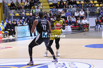 2024-10-06 - #33 Ife Ajayi (Reale Mutua Basket Torino) - REALE MUTUA TORINO VS APU UDINE - ITALIAN SERIE A2 - BASKETBALL