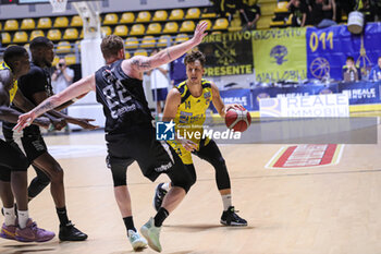 2024-10-06 - #14 Matteo Montano (Reale Mutua Basket Torino) - REALE MUTUA TORINO VS APU UDINE - ITALIAN SERIE A2 - BASKETBALL