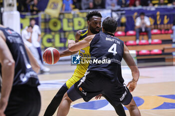 2024-10-06 - #1 Kevion Taylor (Reale Mutua Basket Torino) - REALE MUTUA TORINO VS APU UDINE - ITALIAN SERIE A2 - BASKETBALL