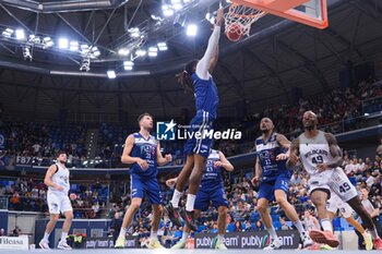 2024-09-29 - Kenny Gabriel (Fortitudo Bologna) - WEGREENIT URANIA MILANO VS FLATS SERVICE FORTITUDO BOLOGNA - ITALIAN SERIE A2 - BASKETBALL