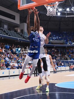 2024-09-29 - Deshawn Freeman (Derthona Basket) - WEGREENIT URANIA MILANO VS FLATS SERVICE FORTITUDO BOLOGNA - ITALIAN SERIE A2 - BASKETBALL