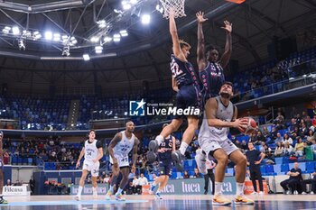 2024-10-05 - Alessandro Gentile (Wegreenit Urania Basket Milano) thwarted by Federico Bonacini (UCC Assigeco Piacenza) - WEGREENIT URANIA MILANO VS UCC ASSIGECO PIACENZA - ITALIAN SERIE A2 - BASKETBALL