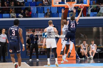 2024-10-05 - Lorenzo Querci (UCC Assigeco Piacenza) - WEGREENIT URANIA MILANO VS UCC ASSIGECO PIACENZA - ITALIAN SERIE A2 - BASKETBALL