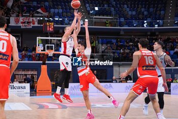 2024-11-23 - Andrea Amato (Wegreenit Urania Basket Milano) thwarted by Matteo Parravicini (Unieuro Forli) - WEGREENIT URANIA MILANO VS UNIEURO FORLì - ITALIAN SERIE A2 - BASKETBALL