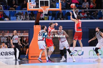 2024-11-23 - Riccardo Tavernelli (Unieuro Forli) - WEGREENIT URANIA MILANO VS UNIEURO FORLì - ITALIAN SERIE A2 - BASKETBALL