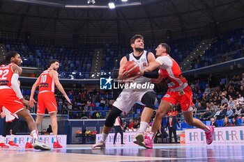 2024-11-23 - Alessandro Gentile (Wegreenit Urania Basket Milano) & Matteo Parravicini (Unieuro Forli) - WEGREENIT URANIA MILANO VS UNIEURO FORLì - ITALIAN SERIE A2 - BASKETBALL