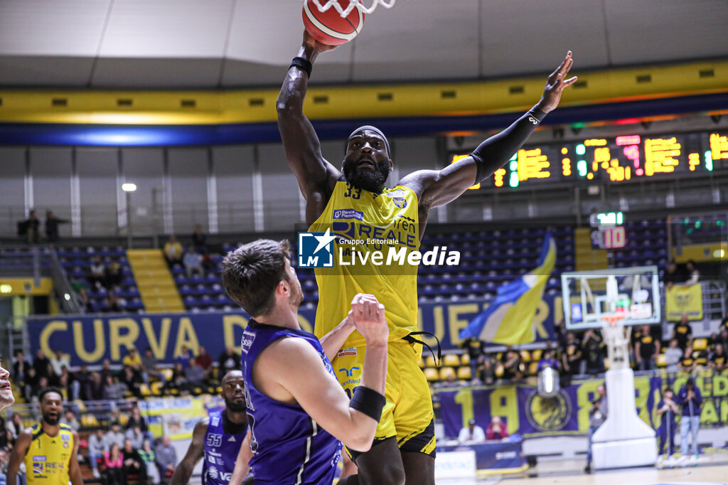 Reale Mutua Torino vs Valtur Brindisi - ITALIAN SERIE A2 - BASKETBALL