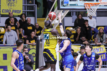 2024-10-16 - #33 Ife Ajayi (Reale Mutua Basket Torino) - REALE MUTUA TORINO VS VALTUR BRINDISI - ITALIAN SERIE A2 - BASKETBALL