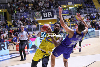 2024-10-16 - #1 Kevion Taylor (Reale Mutua Basket Torino) - REALE MUTUA TORINO VS VALTUR BRINDISI - ITALIAN SERIE A2 - BASKETBALL