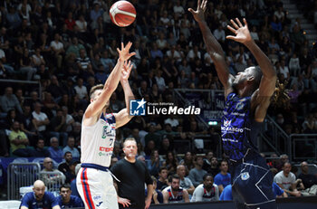 2024-10-09 - Leonardo Battistini (Fortitudo) during the italian basketball LBN A2 series championship match Fortitudo Flats Services Bologna Vs Agribertocchi Orzinuovi - Bologna, Italy, October 09, 2024 at Paladozza sports hall - Photo: Michele Nucci - FORTITUDO BOLOGNA VS ORZINUOVI  - ITALIAN SERIE A2 - BASKETBALL