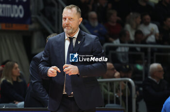 2024-11-10 - Devis Cagnardi head coach of Fortitudo during the italian basketball LBN A2 series championship match Fortitudo Flats Services Bologna Vs Reale Mutua Torino at Paladozza sports hall. Bologna, Italy, November 10, 2024 - Photo: Michele Nucci - FORTITUDO BOLOGNA VS BASKET TORINO - ITALIAN SERIE A2 - BASKETBALL