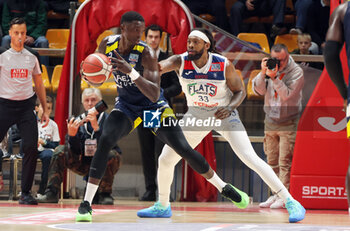 2024-11-10 - Fadilou seck (Torino) in action thwarted by Deshawn Freeman (Fortitudo) during the italian basketball LBN A2 series championship match Fortitudo Flats Services Bologna Vs Reale Mutua Torino at Paladozza sports hall. Bologna, Italy, November 10, 2024 - Photo: Michele Nucci - FORTITUDO BOLOGNA VS BASKET TORINO - ITALIAN SERIE A2 - BASKETBALL