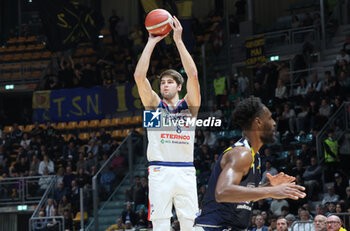 2024-11-10 - Leo Menalo (Fortitudo) during the italian basketball LBN A2 series championship match Fortitudo Flats Services Bologna Vs Reale Mutua Torino at Paladozza sports hall. Bologna, Italy, November 10, 2024 - Photo: Michele Nucci - FORTITUDO BOLOGNA VS BASKET TORINO - ITALIAN SERIE A2 - BASKETBALL