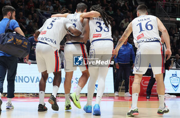 2024-11-10 - Gherardo Sabatini (Fortitudo) leaves the pitch after being injured during the italian basketball LBN A2 series championship match Fortitudo Flats Services Bologna Vs Reale Mutua Torino at Paladozza sports hall. Bologna, Italy, November 10, 2024 - Photo: Michele Nucci - FORTITUDO BOLOGNA VS BASKET TORINO - ITALIAN SERIE A2 - BASKETBALL