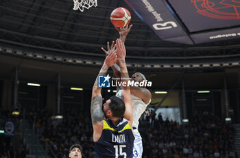 2024-11-10 - Deshawn Freeman (Fortitudo) during the italian basketball LBN A2 series championship match Fortitudo Flats Services Bologna Vs Reale Mutua Torino at Paladozza sports hall. Bologna, Italy, November 10, 2024 - Photo: Michele Nucci - FORTITUDO BOLOGNA VS BASKET TORINO - ITALIAN SERIE A2 - BASKETBALL