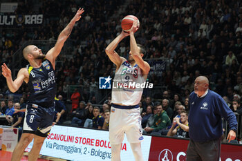 2024-11-10 - Riccardo Bolpin (Fortitudo) in action thwarted by Matteo Schina (Torino) during the italian basketball LBN A2 series championship match Fortitudo Flats Services Bologna Vs Reale Mutua Torino at Paladozza sports hall. Bologna, Italy, November 10, 2024 - Photo: Michele Nucci - FORTITUDO BOLOGNA VS BASKET TORINO - ITALIAN SERIE A2 - BASKETBALL