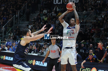 2024-11-10 - Kenny Gabriel (Fortitudo) during the italian basketball LBN A2 series championship match Fortitudo Flats Services Bologna Vs Reale Mutua Torino at Paladozza sports hall. Bologna, Italy, November 10, 2024 - Photo: Michele Nucci - FORTITUDO BOLOGNA VS BASKET TORINO - ITALIAN SERIE A2 - BASKETBALL