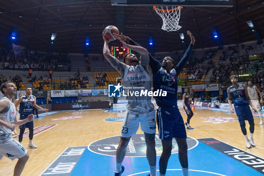 Acqua S. Bernardo Cantù vs Fortitudo Bologna - ITALIAN SERIE A2 - BASKETBALL