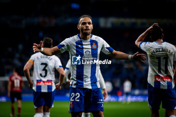 2024-02-17 - Braithwaite (RCD Espanyol) celebrates after scoring his team's goal with team mates during a La Liga Hypermotion match between RCD Espanyol and CD Mirandes at Stage Front Stadium, in Barcelona, ,Spain on February 17, 2024. Photo by Felipe Mondino - RCD ESPANYOL - CD MIRANDES - OTHER - SOCCER