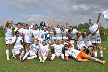 2024-05-19 - Lazio Women's players celebrating after the match - SERIE B - LAZIO WOMEN VS PARMA - OTHER - SOCCER