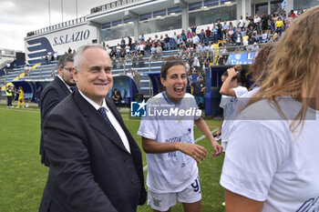 2024-05-19 - Claudio Lotito - President of SS Lazio - celebrating with Lazio Women's players after the match - SERIE B - LAZIO WOMEN VS PARMA - OTHER - SOCCER