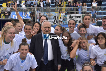 2024-05-19 - Claudio Lotito - President of SS Lazio - celebrating with Lazio Women's players after the match - SERIE B - LAZIO WOMEN VS PARMA - OTHER - SOCCER