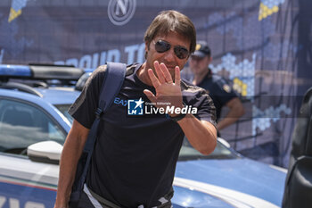 2024-07-11 - Napoli’s Italian coach Antonio Conte during SSC Napoli's 2024-25 preseason training camp in val di sole in Trentino, Dimaro Folgarida - SSC NAPOLI TRAINING - OTHER - SOCCER