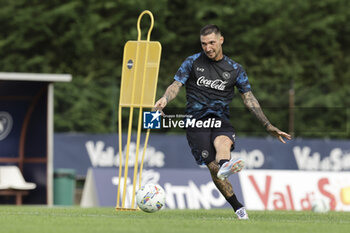 2024-07-12 - Napoli's Italian forward Matteo Politano controls the ball during SSC Napoli's 2024-25 preseason training camp in val di sole in Trentino, Dimaro Folgarida

 - SSC NAPOLI TRAINING - OTHER - SOCCER