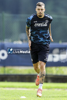 2024-07-13 - Napoli's Italian midfielder Gianluca Gaetano during SSC Napoli's 2024-25 preseason training camp in val di sole in Trentino, Dimaro Folgarida

 - SSC NAPOLI TRAINING - OTHER - SOCCER