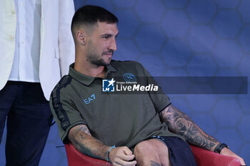 2024-07-14 - Evening for the public with Napoli's Italian forward Matteo Politano during SSC Napoli's 2024-25 preseason training camp in val di sole in Trentino, Dimaro Folgarida

 - SSC NAPOLI TRAINING - OTHER - SOCCER