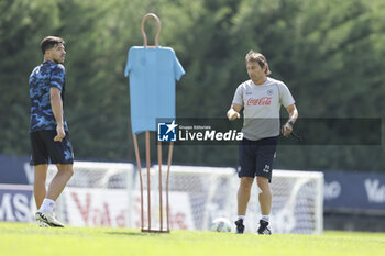 2024-07-15 - Napoli’s Italian coach Antonio Conte and Napoli's Argentinian forward Giovanni Simeone during SSC Napoli's 2024-25 preseason training camp in val di sole in Trentino, Dimaro Folgarida

 - SSC NAPOLI TRAINING - OTHER - SOCCER