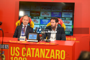 2024-07-08 - Fabio Caserta coach US Catanzaro and Paolo Morganti General director - SERIE B - PRESENTATION OF CATANZARO CALCIO'S NEW COACH FABIO CASERTA - OTHER - SOCCER