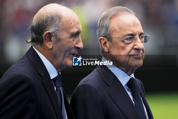 2024-07-27 - Florentino Perez (R), president of Real Madrid, and Jose Martinez Sanchez (Pirri) (L) seen during the presentation of Endrick Felipe at Estadio Santiago Bernabeu on July 27, 2024 in Madrid, Spain. - REAL MADRID UNVEILS NEW SIGNING ENDRICK - OTHER - SOCCER