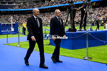 2024-07-27 - Florentino Perez (R), president of Real Madrid, and Jose Martinez Sanchez (Pirri) (L) seen during the presentation of Endrick Felipe at Estadio Santiago Bernabeu on July 27, 2024 in Madrid, Spain. - REAL MADRID UNVEILS NEW SIGNING ENDRICK - OTHER - SOCCER